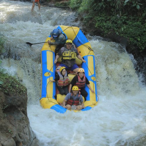 Wisata Rafting Pangalengan Bersama Nusa Bineka Loka